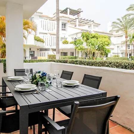 Los Naranjos Palm Apartment *