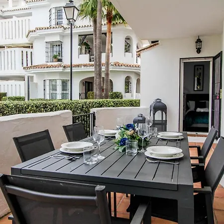 Naranjos Palm Apartment Marbella