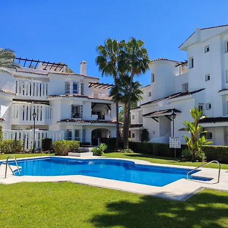 Apartment Los Naranjos Palm Marbella
